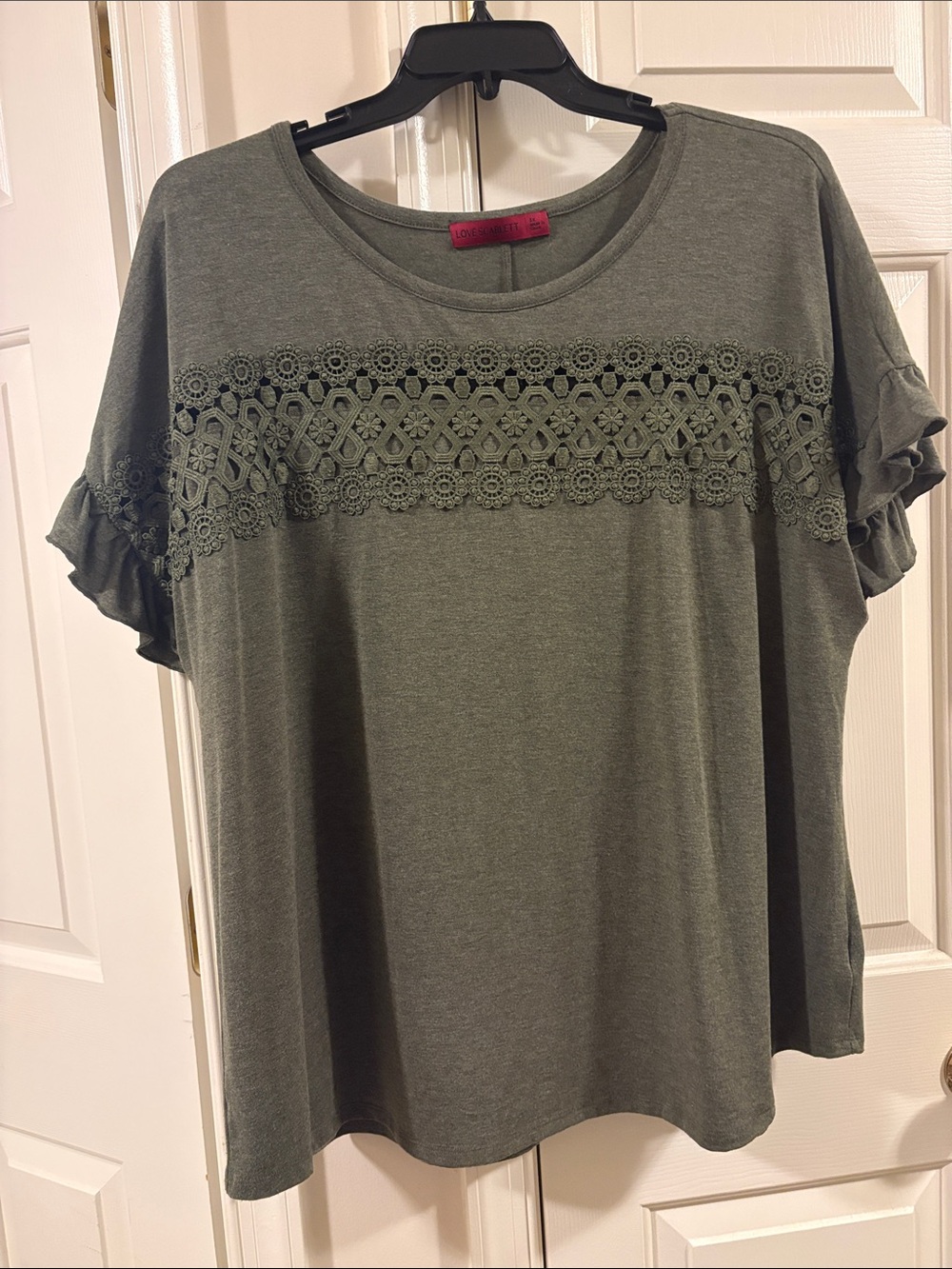 Love Scarlett Olive Crochet-Detail Short Sleeve Tee